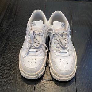 Nike Air Force 1s platform